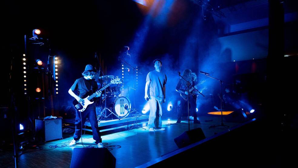 Die Band Common Market auf der Bühne beim Live-Konzert des SRH School Band Awards 2024