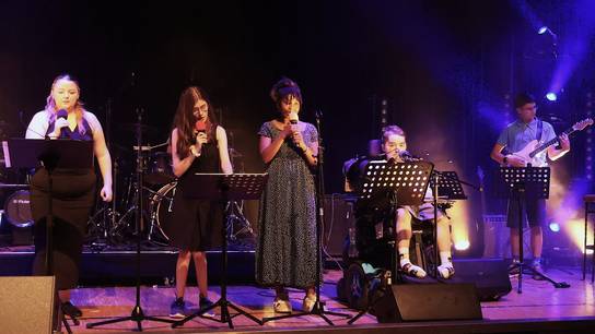 Die Hääschen rockten die Bühne beim Schulbandkonzert am 09.07.2026 in Neckargemünd.