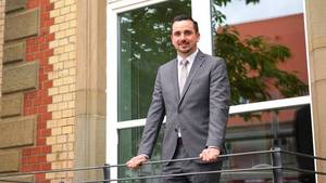 Rosengartens Bürgermeister und ehemaliger SRH Stephen-Hawking-Schuüler Julian Tausch.
